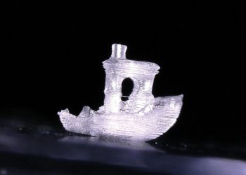 Hologramlar 3D baskı verimliliğini ve çözünürlüğünü artırıyor