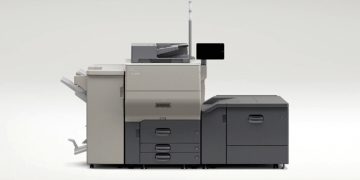Yeni RICOH Pro™ C5400 Serisi ile daha hızlı baskılar ve daha fazla kullanılabilirlik
