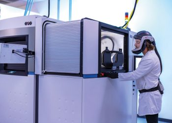 Metal katmanlı üretim kursu başlatmak içinEOS ve NASA, Uzay Yasası Anlaşması imzaladı