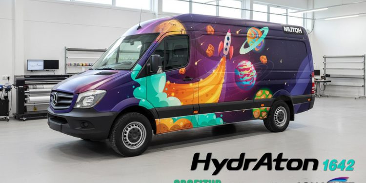 AQUAFUZE Mürekkebinin araç kaplama uygulamaları için profesyonel döküm medya ile uyumluluğunuMutoh & Grafityp, onaylıyor