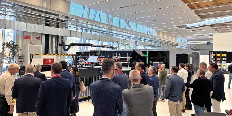 Geniş format baskıda bir ezber bozan: Durst P5 SMP