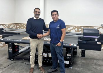 İlk kombine MimakiJFX200-2513EX ve CFX-2513 çözümü İspanya’da kuruldu