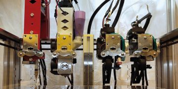 3D baskı platformu karmaşık elektrikli makineleri hızla üretiyor