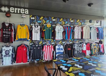 Yedi Mimaki dijital tekstil yazıcısıyla spor giyim baskısı