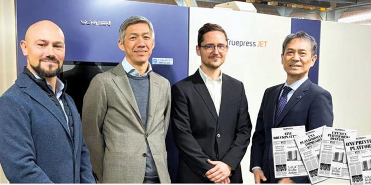 SCREEN Truepress JET 520NX ile isteğe özel uluslararası gazete baskısı
